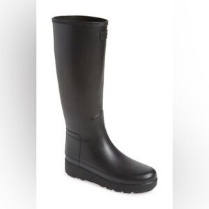 NEW IN BOX Women’s Hunter Refined Creeper Tall Rain Boot in Black - Size 8